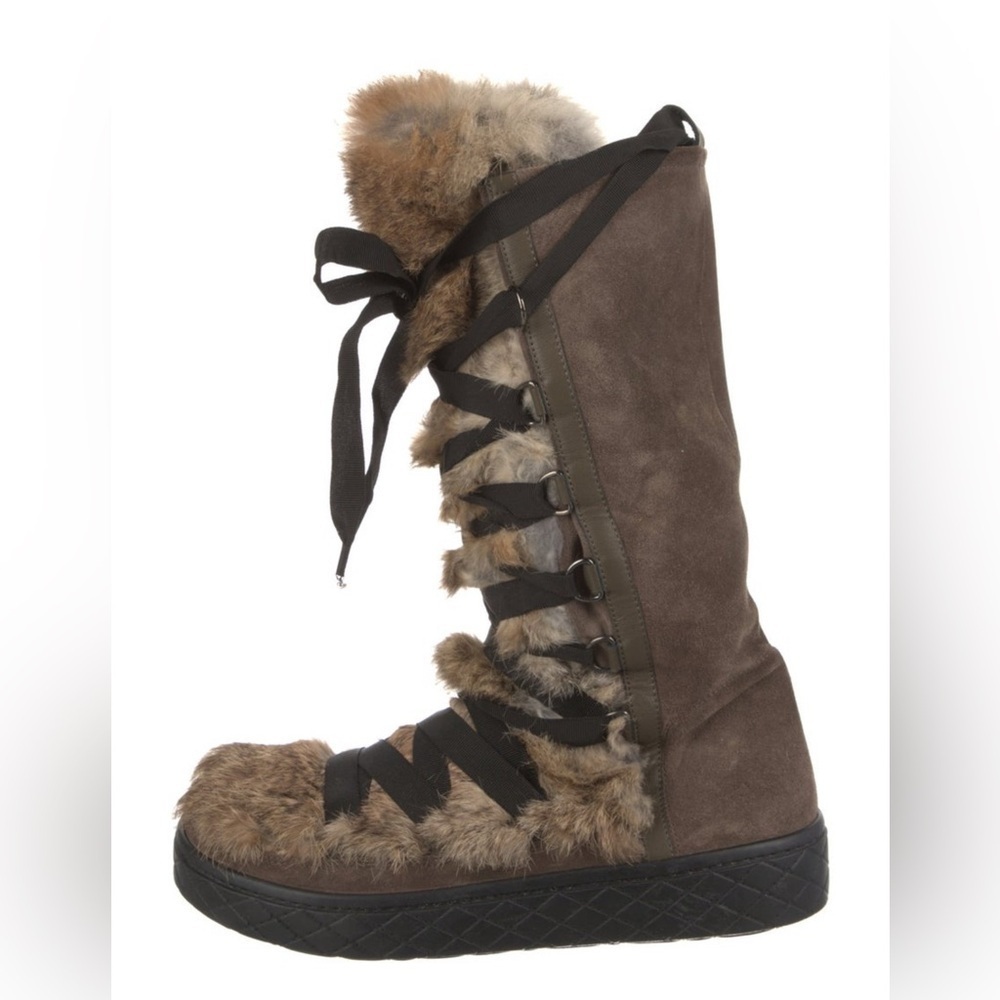 Moncler Zoelie Brown Suede and Fur Winter Boots $1100